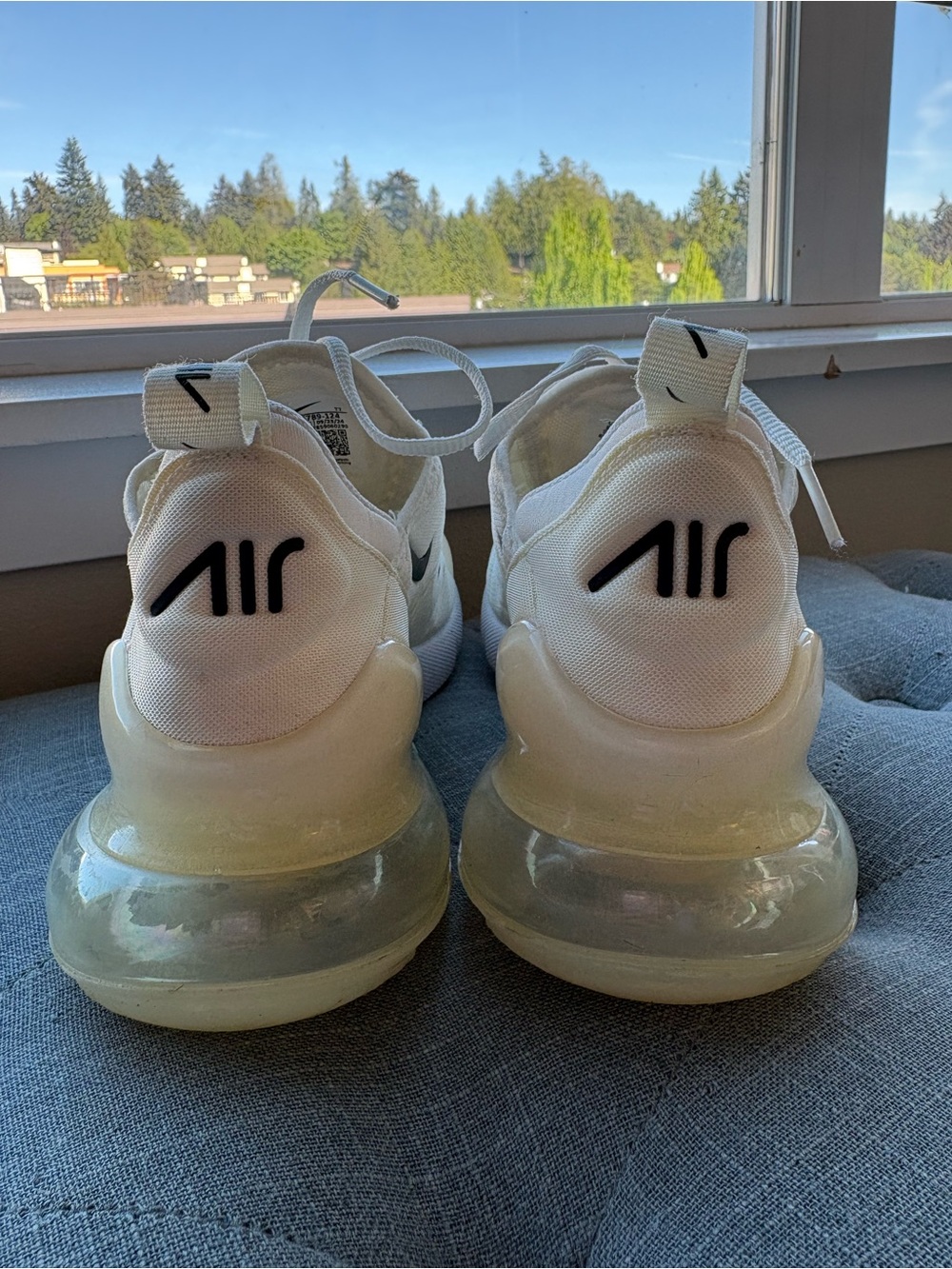 Nike Air Max 270 Running Shoes Sneakers Sail/Coconut Milk/Pale Ivory/Black Mens - Picture 4 of 15